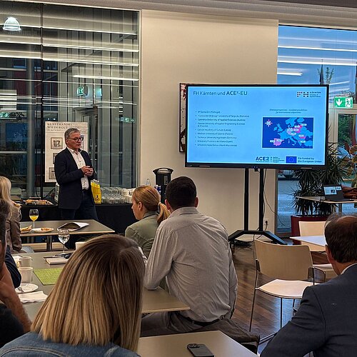 Erich Hartlieb beim Business Breakfast