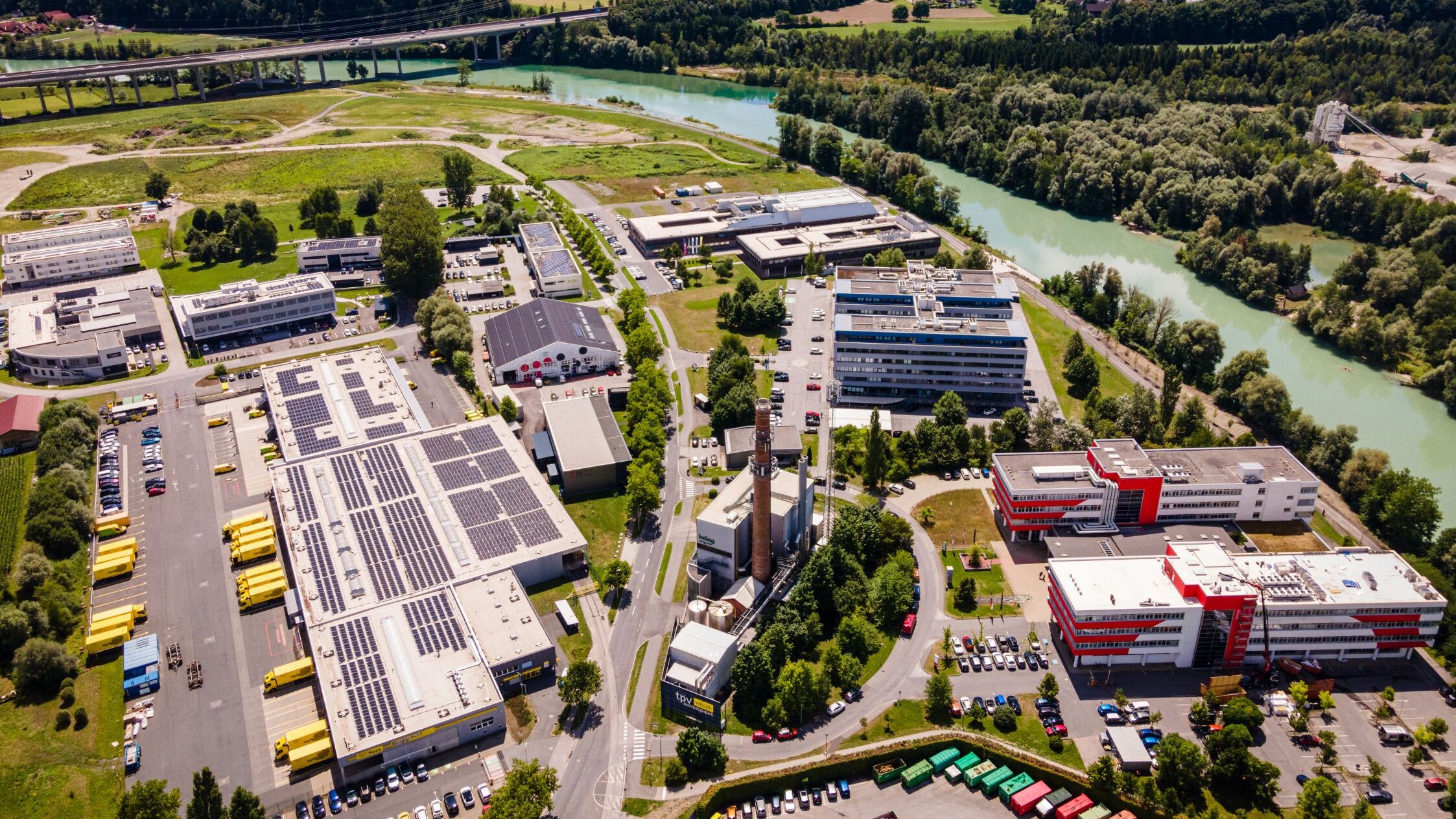 Unternehmen im tpv Wirtschaftsstandort tpv aus der Vogelperspektive