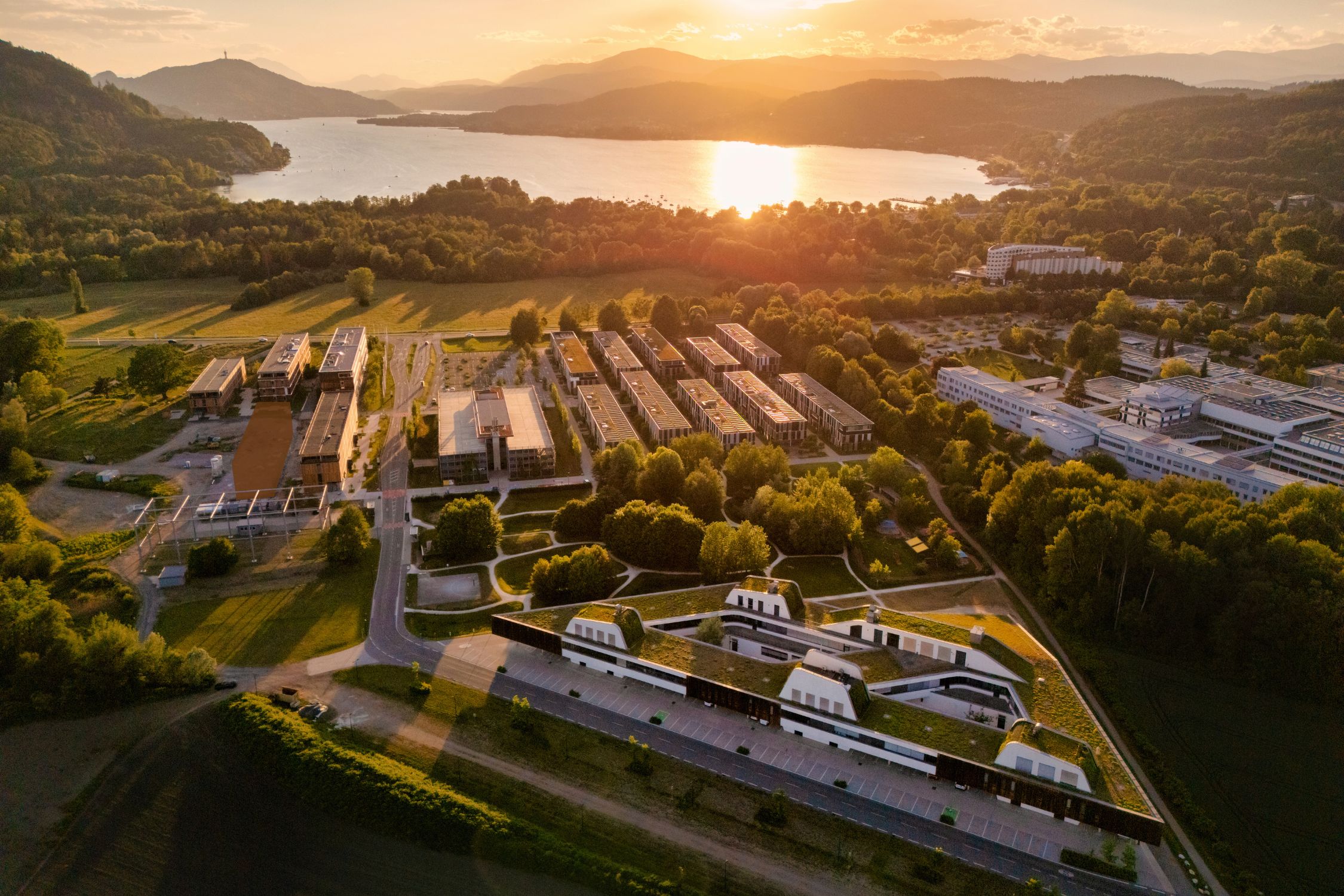 Lakeside Science & Technology Park